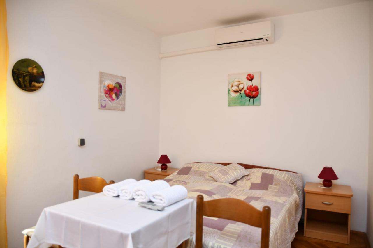 Apartments Josip Rab Town Esterno foto