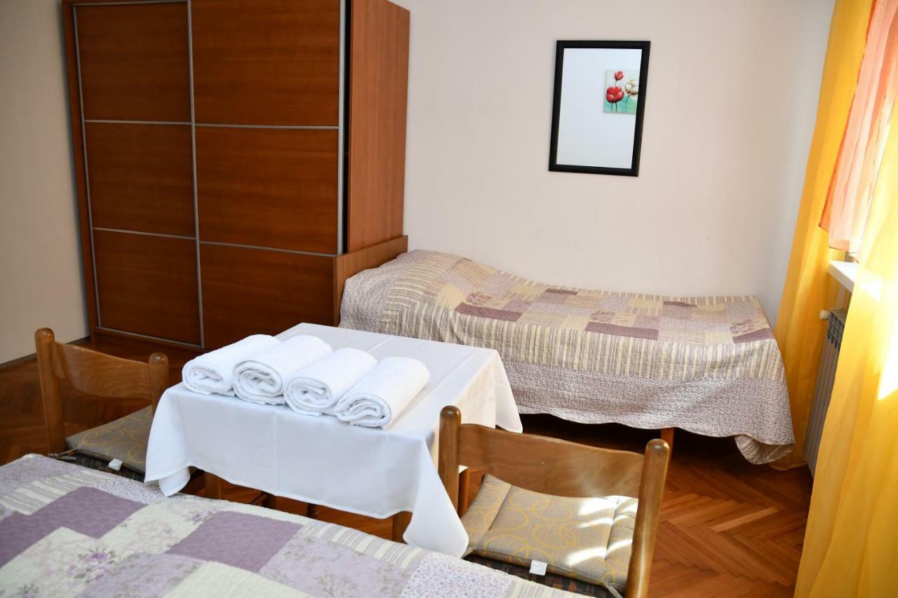 Apartments Josip Rab Town Esterno foto