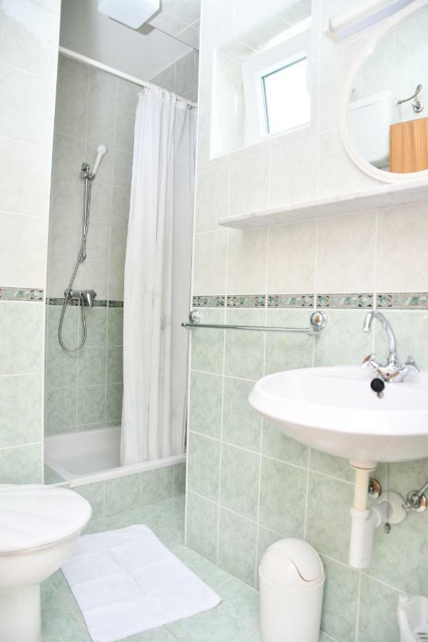 Apartments Josip Rab Town Esterno foto