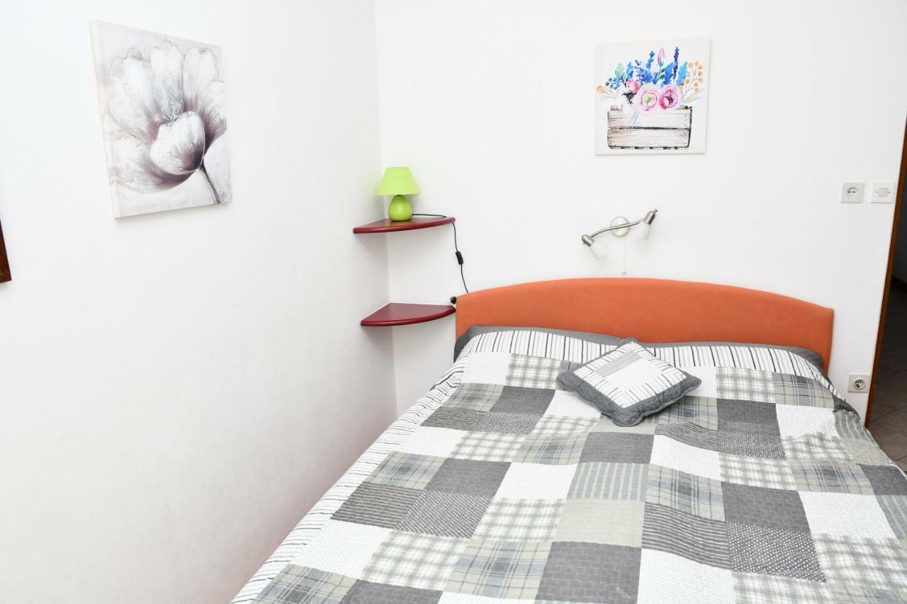 Apartments Josip Rab Town Esterno foto